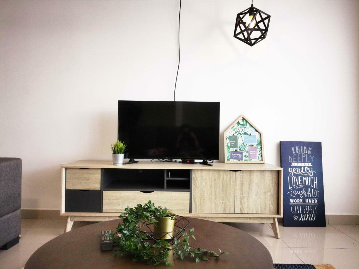 By Cube Homestay *