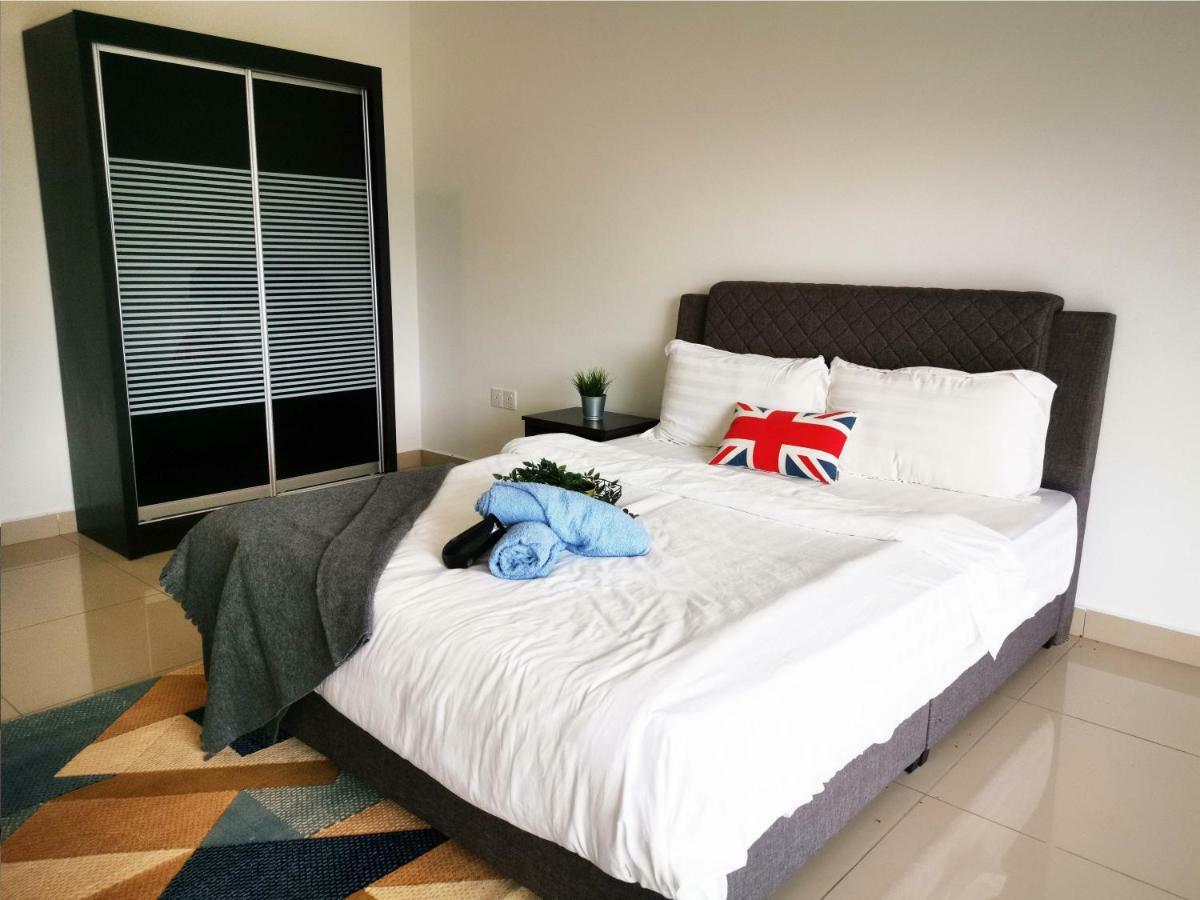 By Cube Homestay *